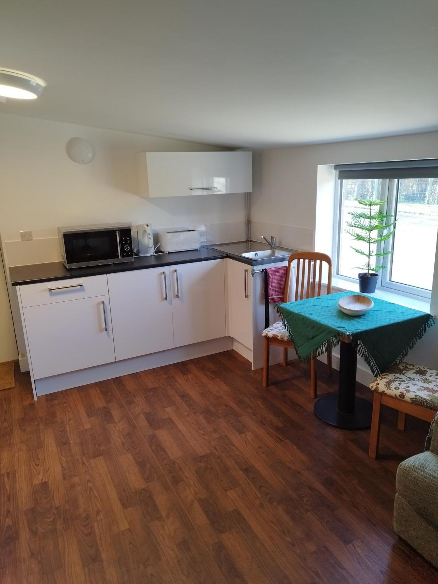 Two Birds Weekly Stay Malmesbury Bagian luar foto