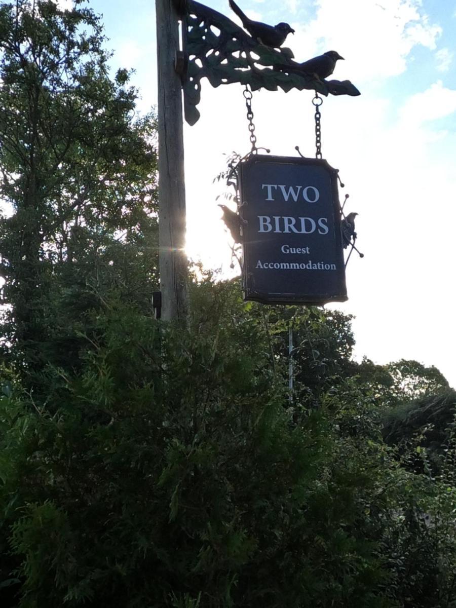Two Birds Weekly Stay Malmesbury Bagian luar foto